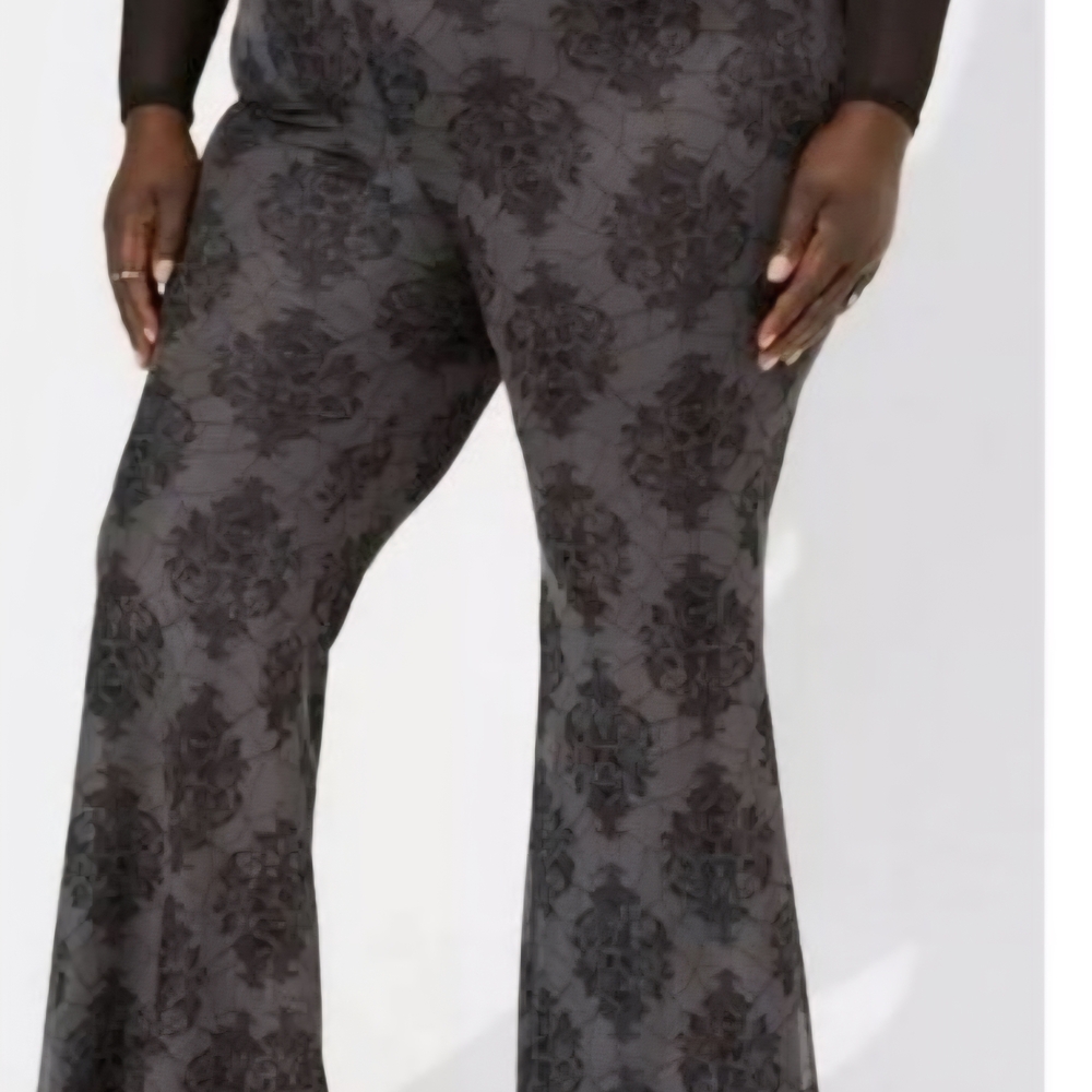 NWT TORRID NIGHTFALL MESH FLAIR PANTS SIZE 3X